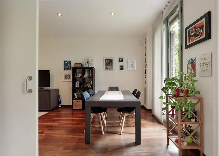 Frida By Enjoyapartments